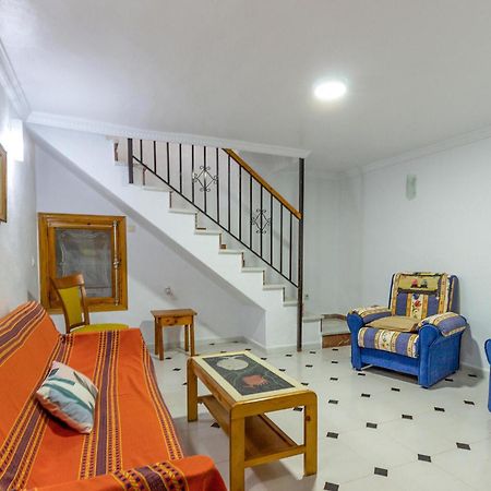 2 Bedroom Awesome Home In Santa Pola Eksteriør billede